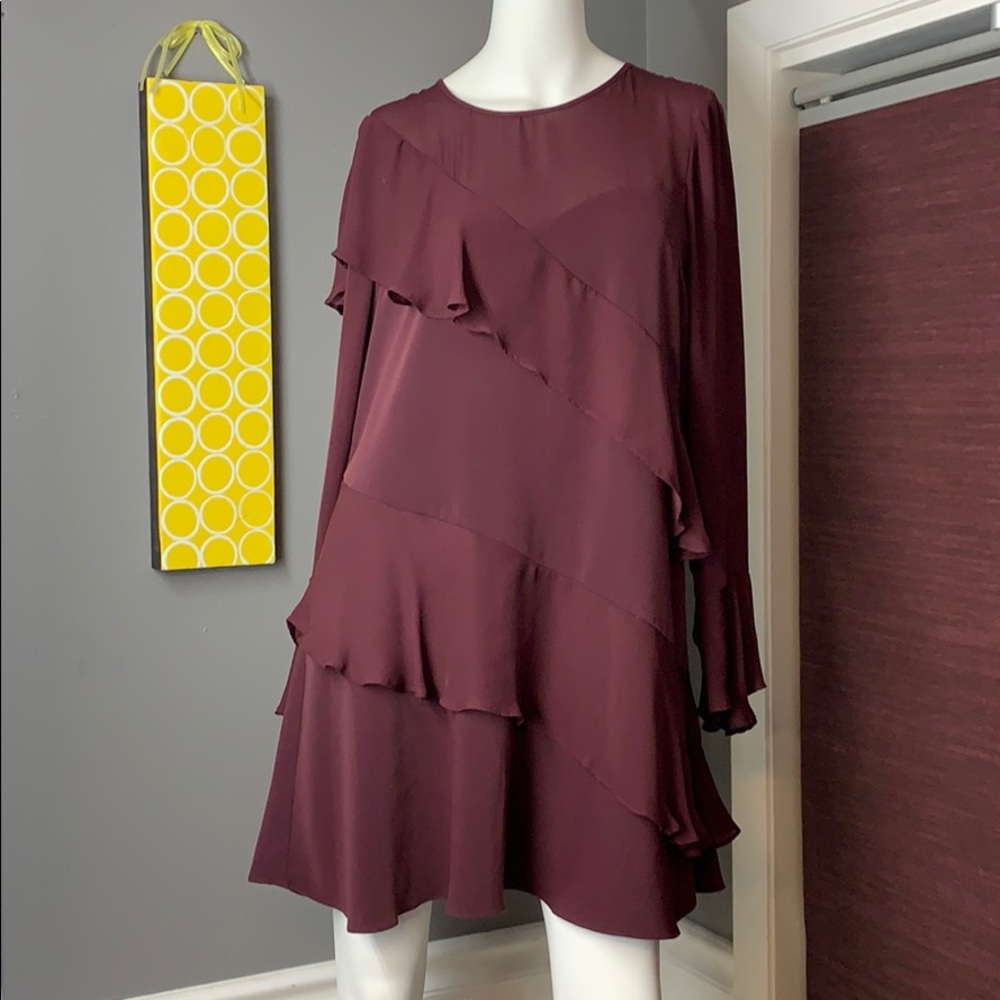Parker- maroon ruffled long sleeve dress size M💚